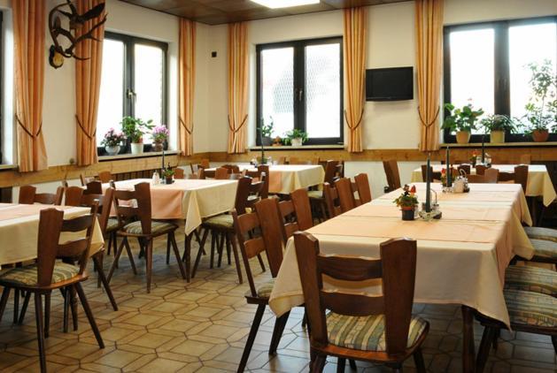 Gasthof Zur Post Hochstadt an der Aisch Bagian luar foto