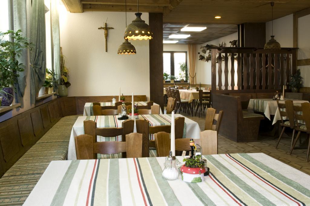 Gasthof Zur Post Hochstadt an der Aisch Bagian luar foto